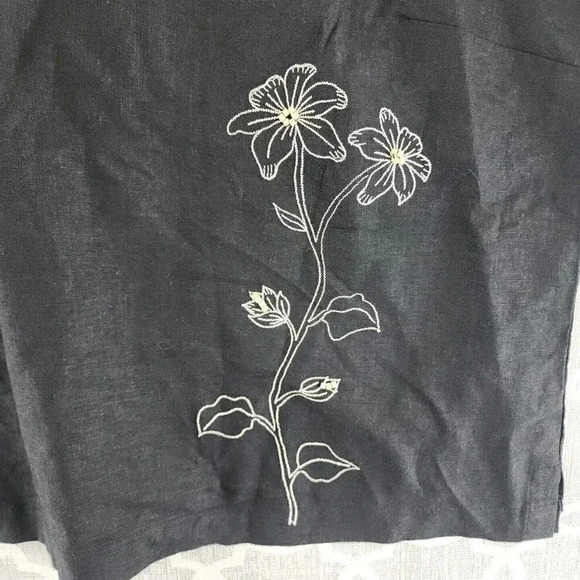 Erika Linen Blend Beaded Floral Black Crop Tank Top PXL - Picture 5 of 8